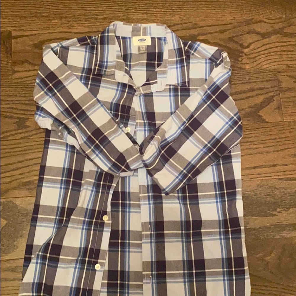Never Worn kids XL Old Navy button down.